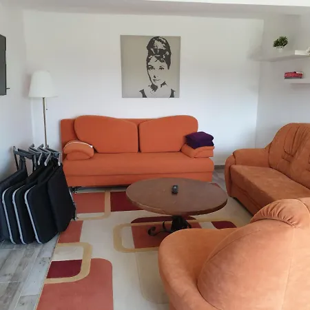 Adri Apartmán *