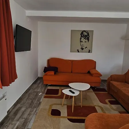 Adri Apartmán *